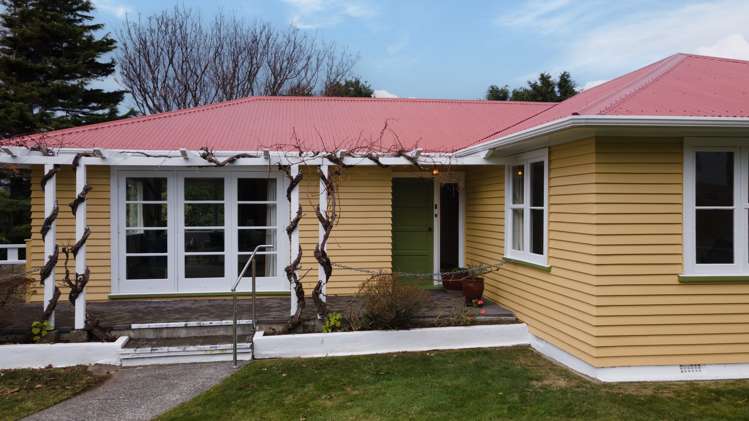 1 Tainui Terrace Tawa_17