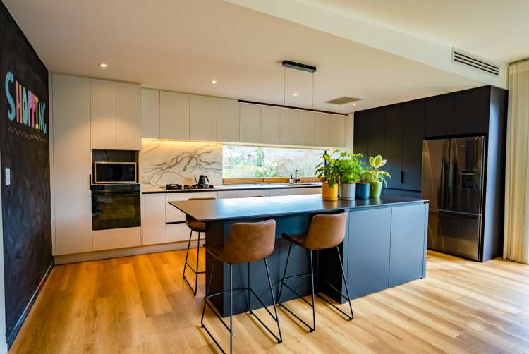 28 Bullmore Place Pukehangi_9