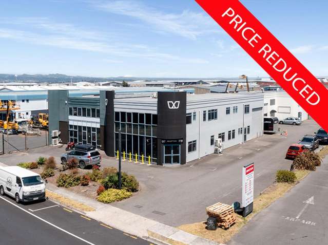 PRICE REDUCED! - Quality showroom & offices