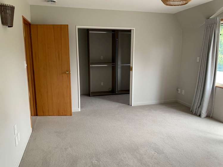 69 Croft Lane Riverhead_18