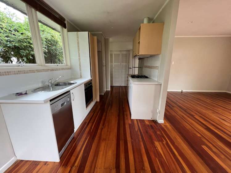 60 Erima Avenue Point England_11