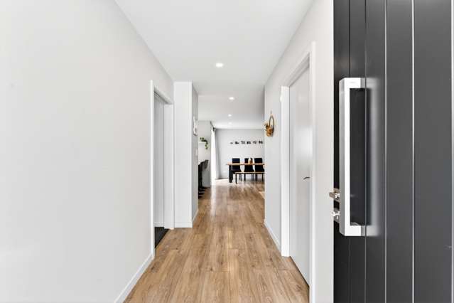 77 Oak Road Poraiti_4