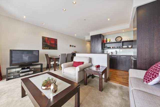 2C/24 James Cook Crescent Remuera_4