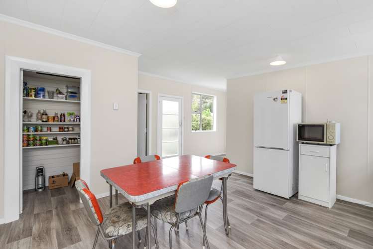 64 Botha Street Tainui_4