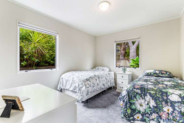 8 Dacre Grove Gulf Harbour_14