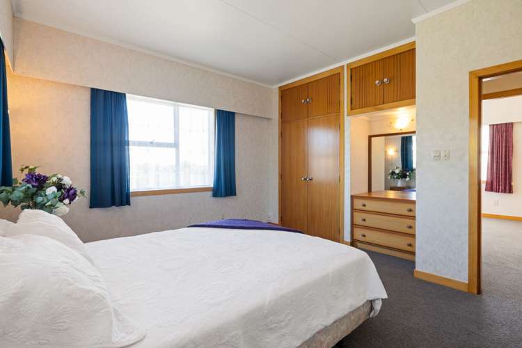 13 Russleigh Drive Dinsdale_10