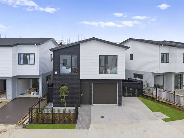 11 Greenbrier Street Westgate_1