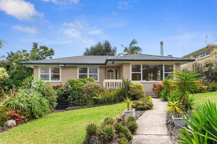 6 Adams Place Te Kamo_14