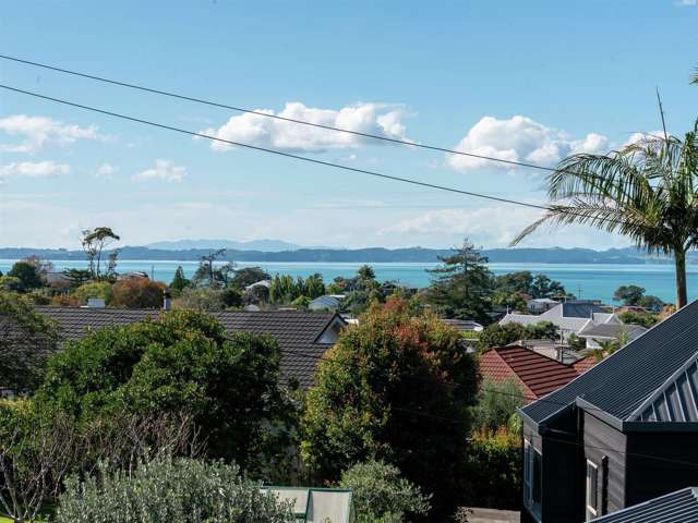 53a Uxbridge Road Mellons Bay_1