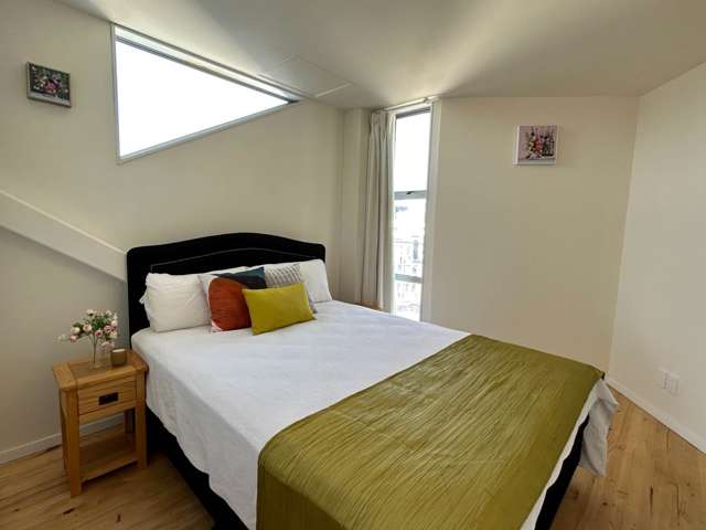 12A/8 Scotia Place City Centre_3