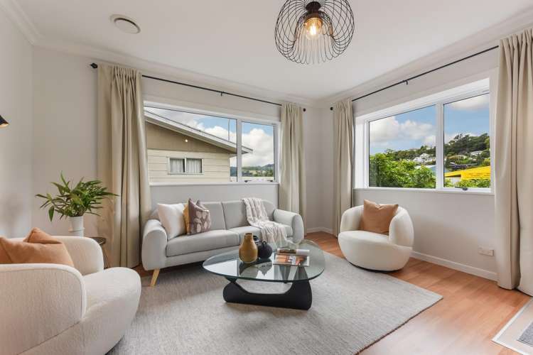 134 Saint Vincent Street Toi Toi_2