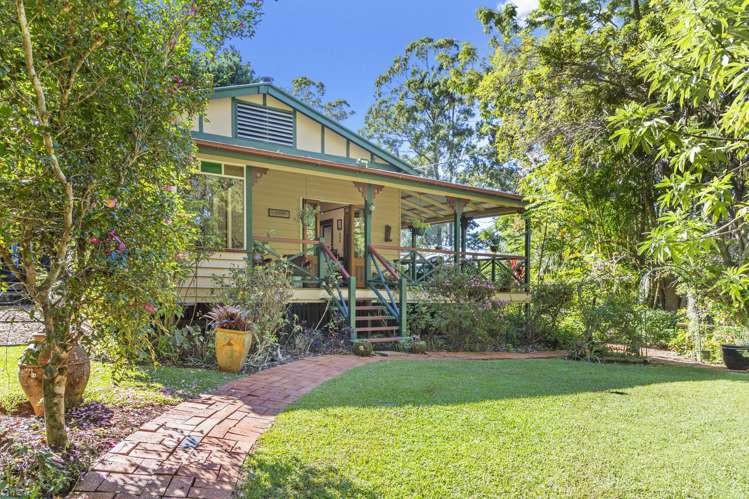 7 Knoll Road Tamborine Mountain_16
