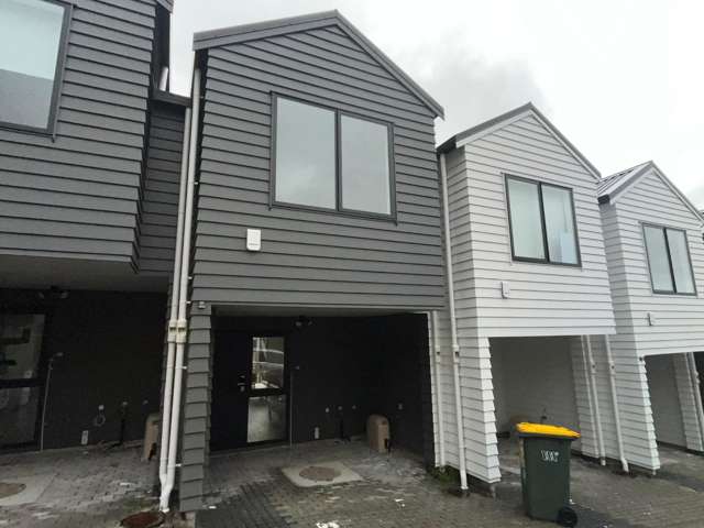 5/35 Glenbervie Crescent Massey West_1