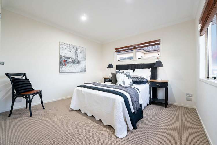 21 Kestev Drive Flat Bush_16
