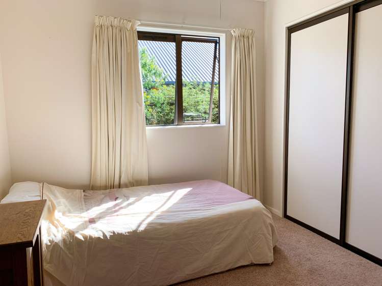 2d Feary Crescent Takaka_8