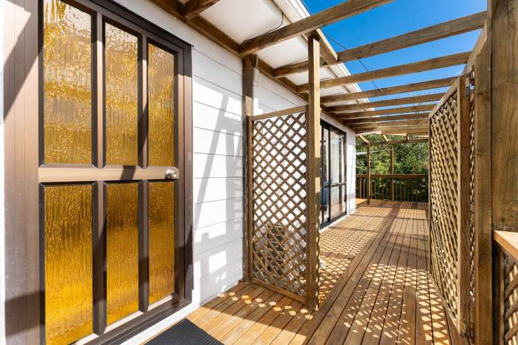 988 Beach Road Torbay_16