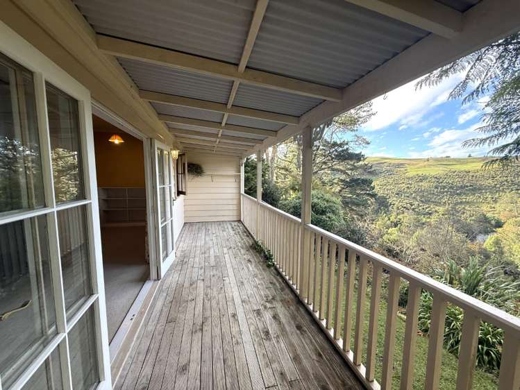 159F Portsmouth Road 10373_1