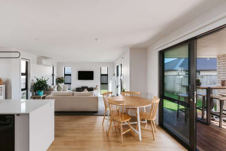 22 Rehua Way Papamoa_12