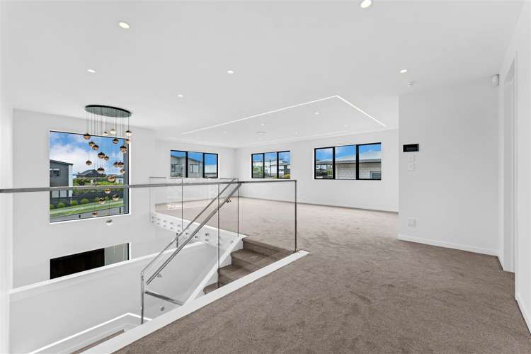 6 Hutukawa Drive Beachlands_35