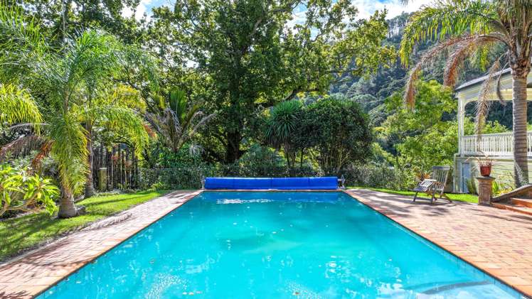 107 Victoria Street Thames_19