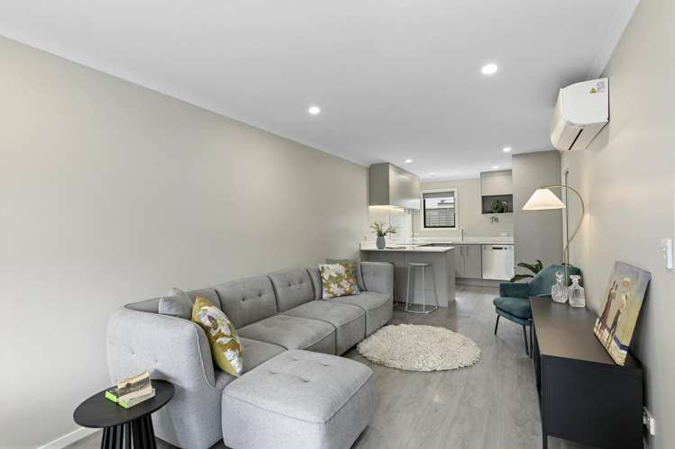 5 Te Whiti Grove Waterloo_7