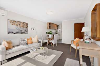 10/16 Inkerman Street_1