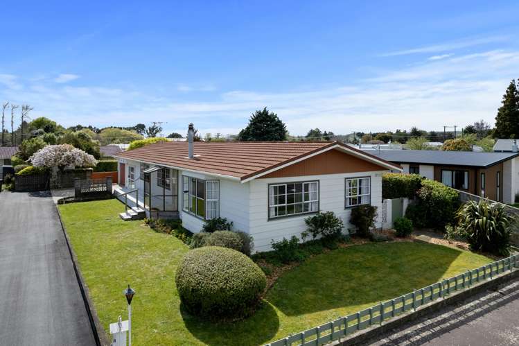 8 Cambridge Street Pahiatua_0