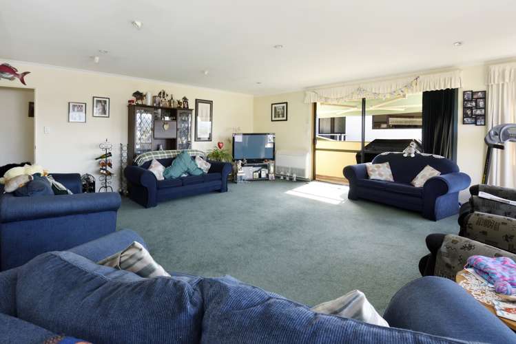 35 Washbourn Drive Richmond_1