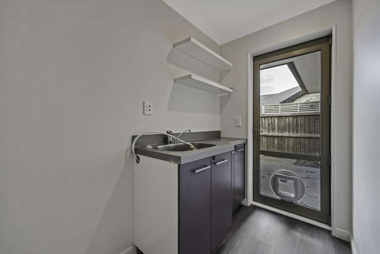 7 Milkers Gate Parklands_16