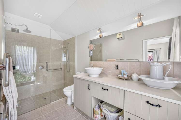 7 Montebello Avenue Stoke_11