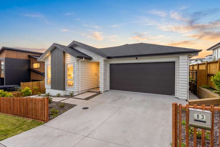 83 Skulander Crescent Millwater_24