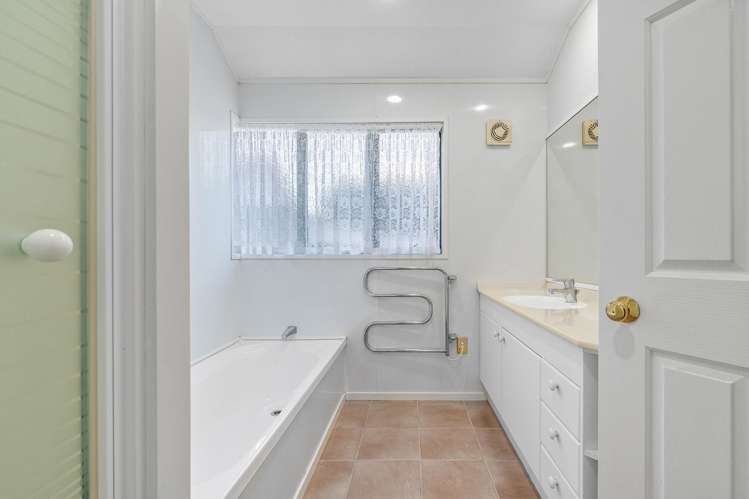 9 Mariposa Crescent Birkenhead_10