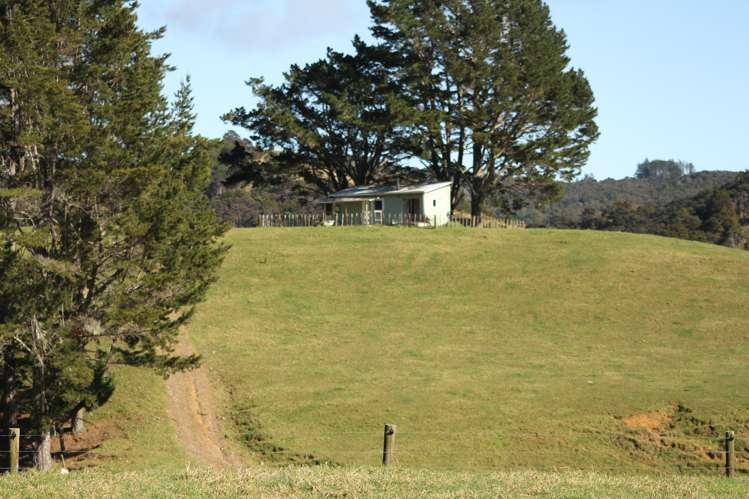 140 Kenana Road Mangonui Surrounds_35