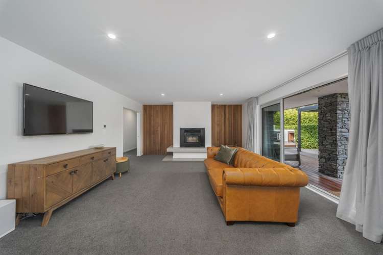 1692 Hoskyns Road_3