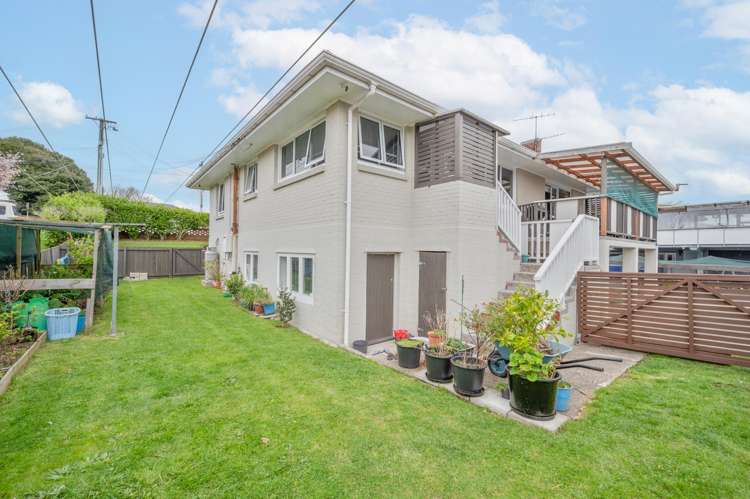 64 Clevedon Road Papakura_26