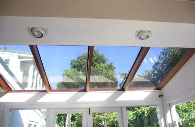 76 Beach Road Castor Bay_1