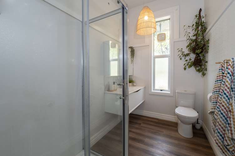 172 Racecourse Road Allenton_21