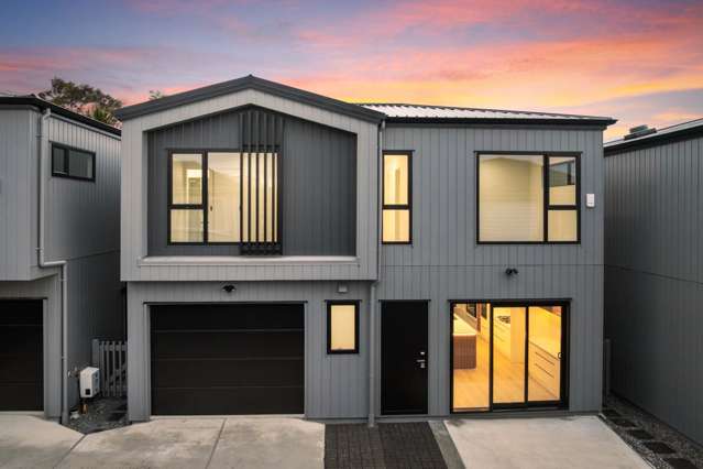 Brand-New Standalone Freehold Home – 4 Bedrooms
