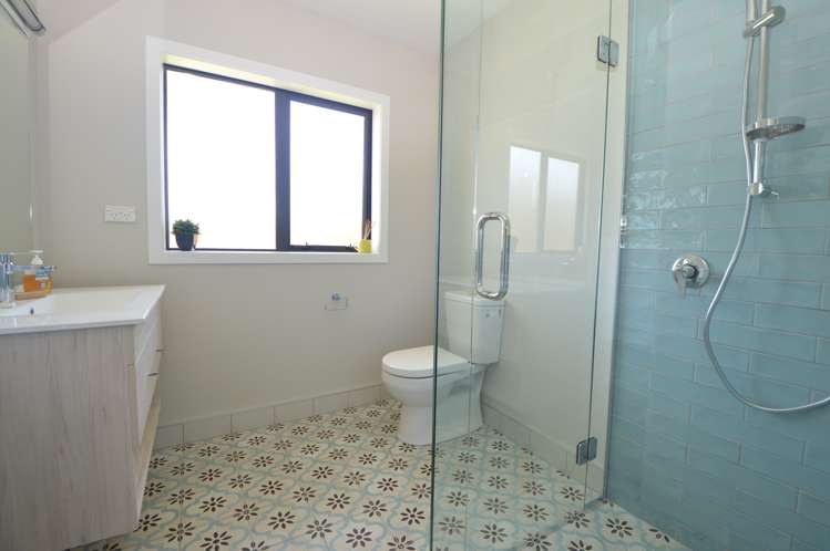 25 Ashmore Park Road Carterton_10