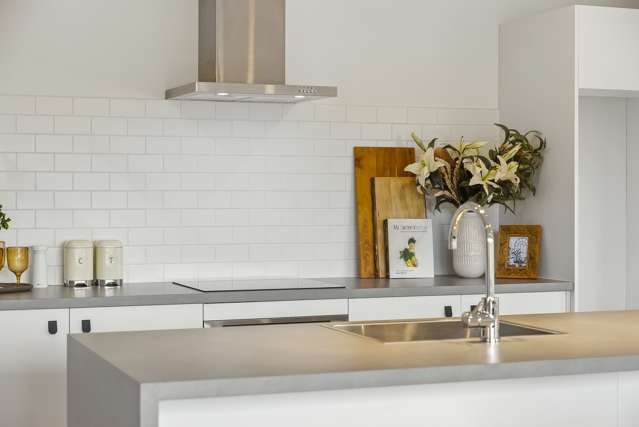 16 Te Awahohonu Lane Otaki_2