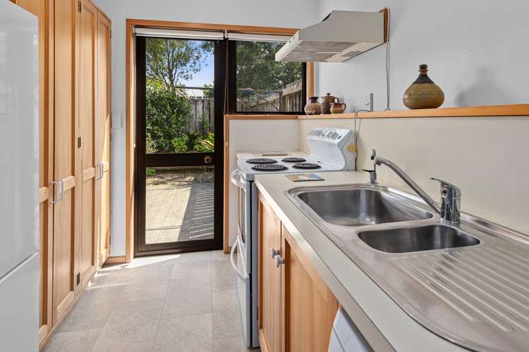 2/240 Fairway Drive Kamo_6