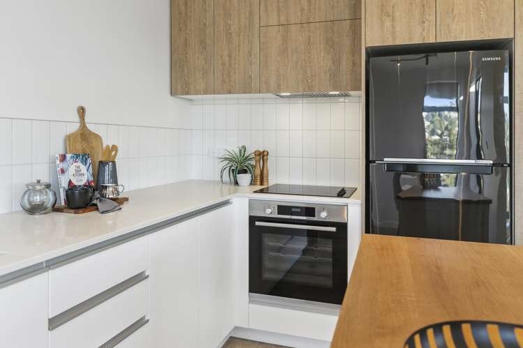 6/69 Tiketike Way Brooklyn_7