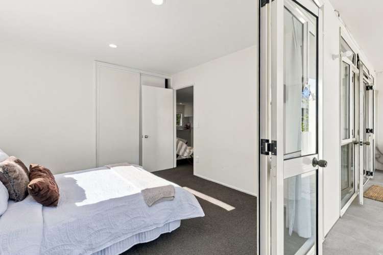 2/102 Rossall Street Merivale_25