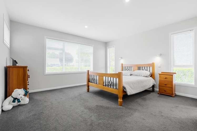 2 Bastille Court Rangatira Park_14