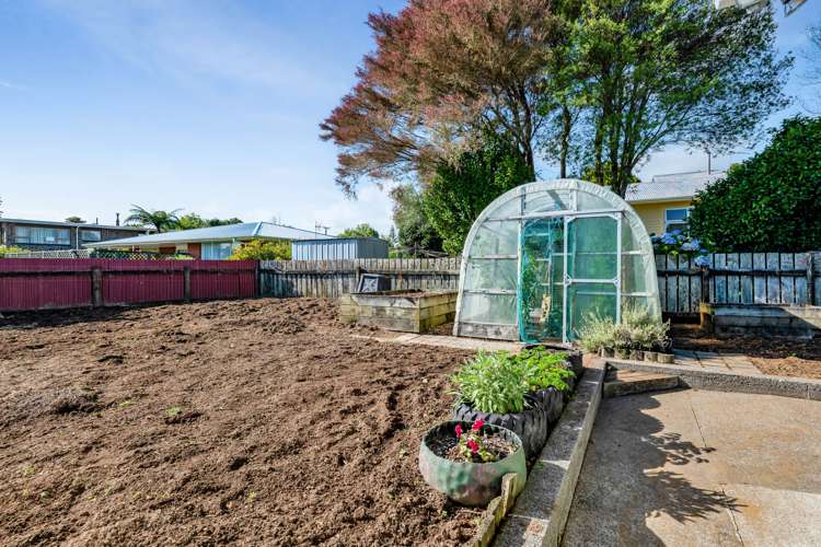 9 Kowhai Street Inglewood_16