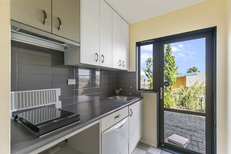 2/25 Waimarie Street Saint Heliers_18