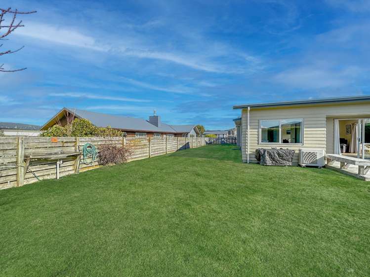 53 Montgomery Crescent_5