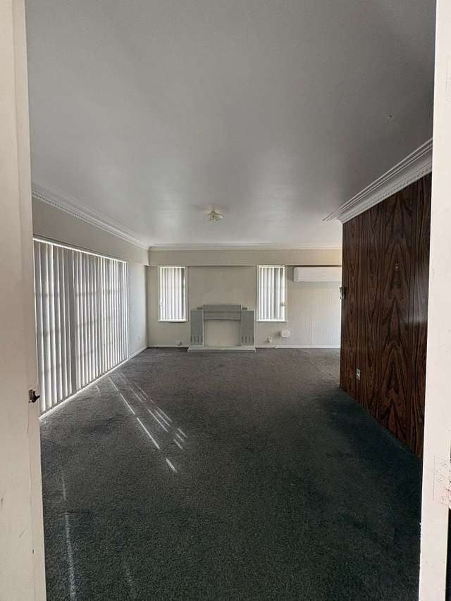 91 Wallace Road Mangere Bridge_2