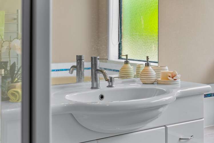 9 Pono Place Waiuku_28