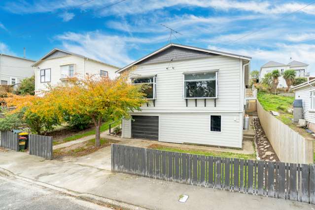 Three Bedroom in Kenmure